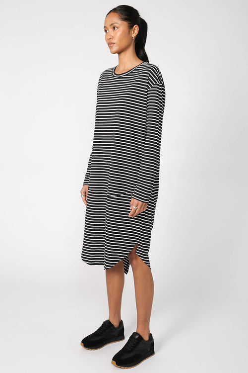 trickster dress / black|white stripe