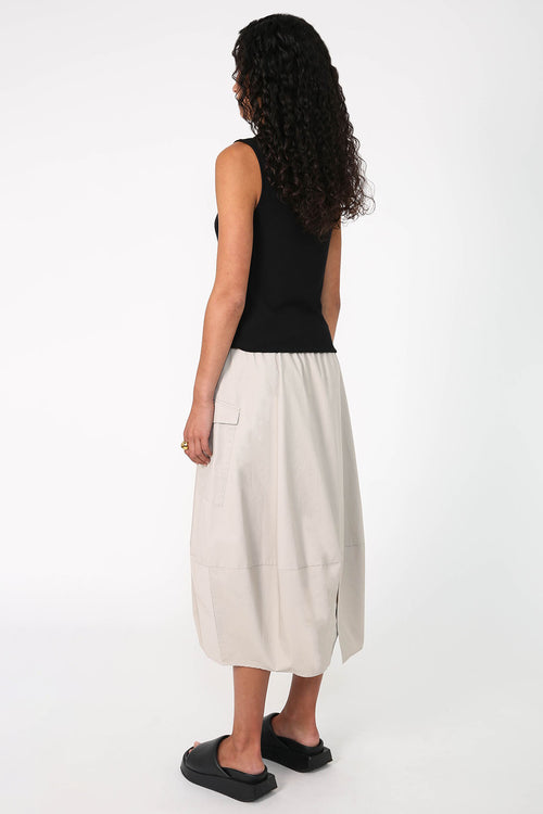 global skirt / taupe