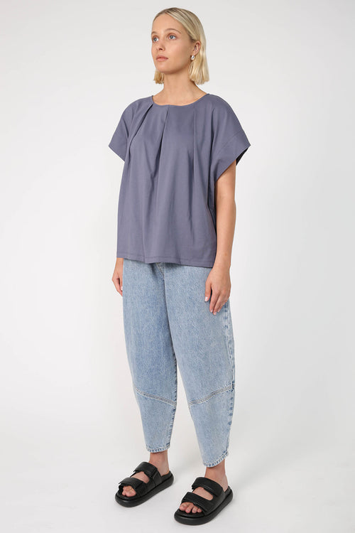 relative tee / grey blue