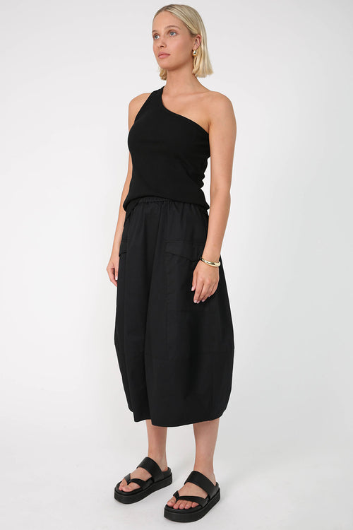 global skirt / black