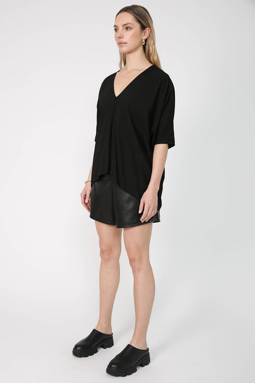 redeem tee / black