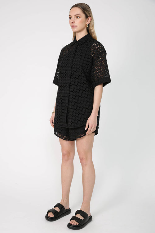 trooper broderie shirt / black