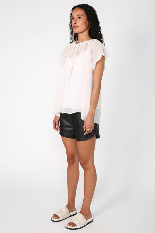 serene tee / calico cream