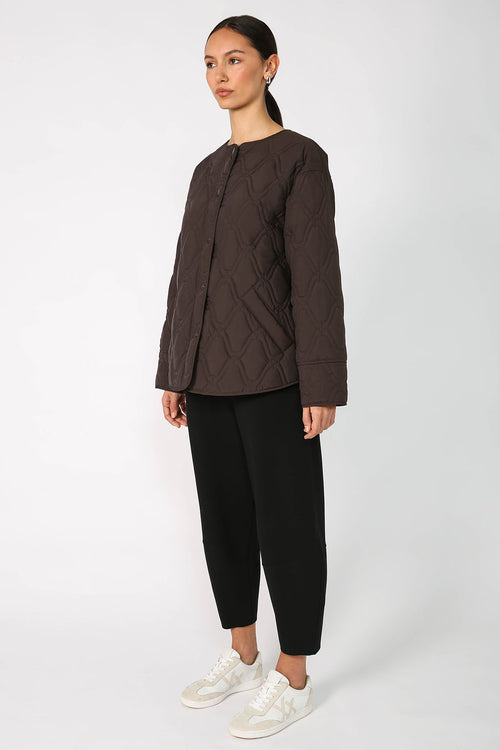 treading jacket / bitter chocolate
