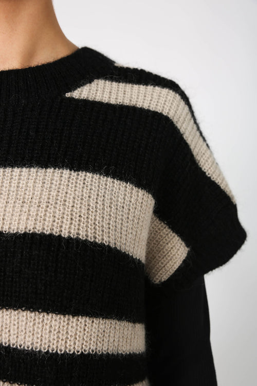 upbeat stripe vest / black|natural stripe