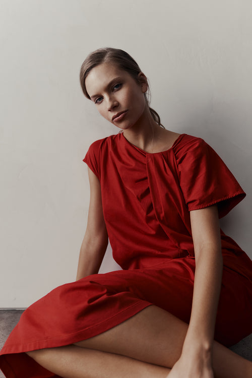 course midi dress / chilli red