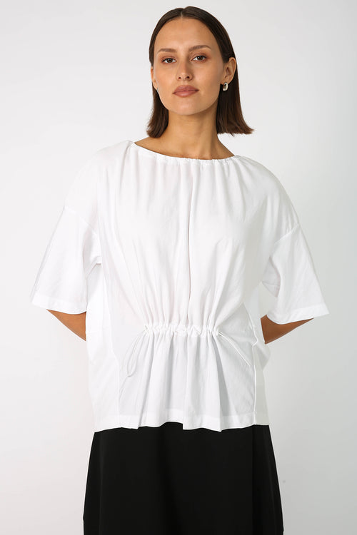 ashed tee / white