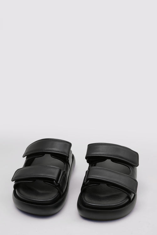 beyond slide / black|black
