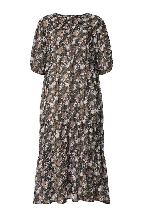 region dress / pink floral paisley