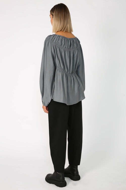 cased top / smoked blue