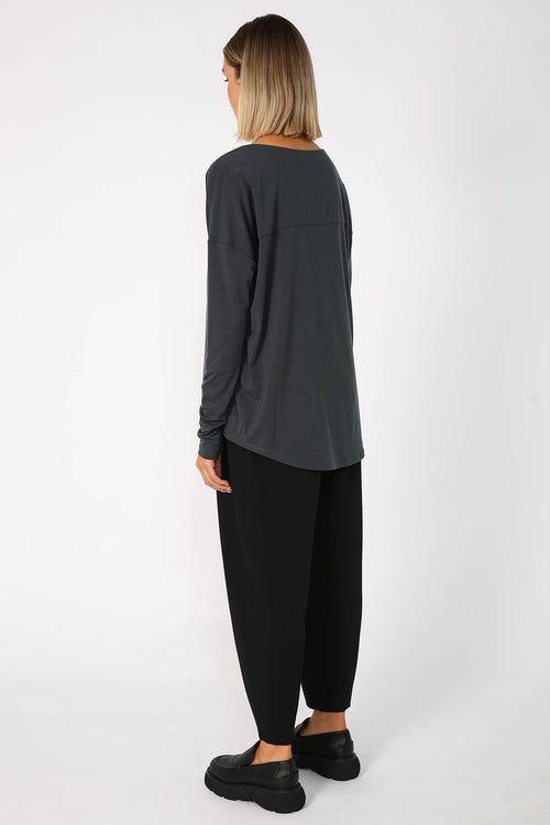 flurry top / gunmetal grey