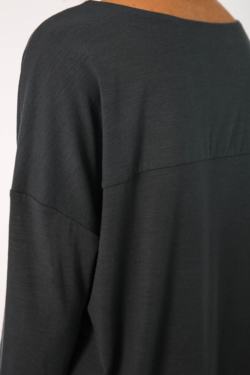 flurry top / gunmetal grey
