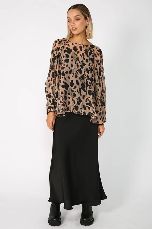 raven top / latte animal camo