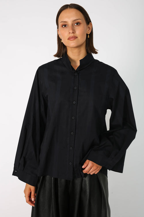 origami shirt / dark navy