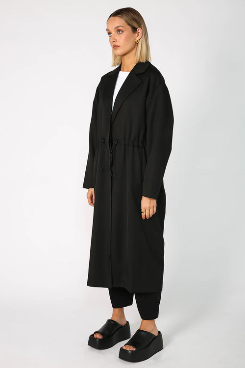 sway trench / black