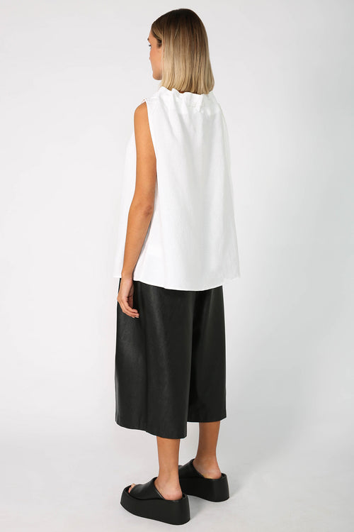 avid tank / white