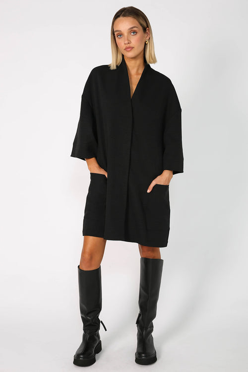 reward dress / black