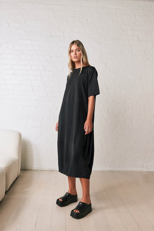 spin dress / black