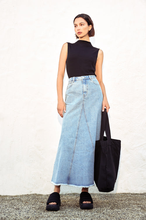 modest rib funnel tank / black