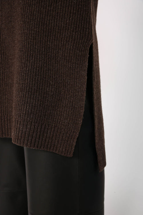 tabard crew vest / chocolate marle