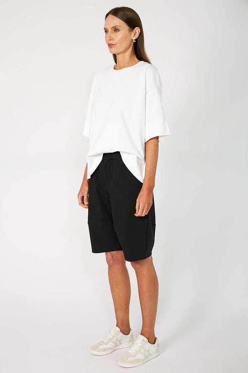 ahead short / black