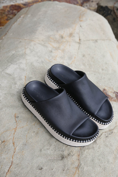 espy slide / black|natural