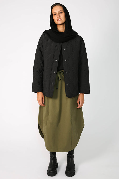 hoodie scarf / black