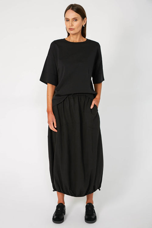 ash skirt / black