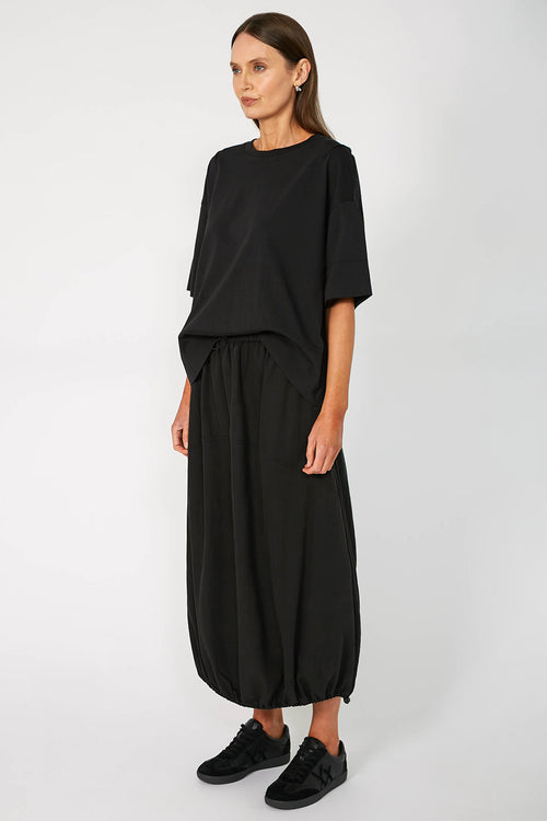 ash skirt / black