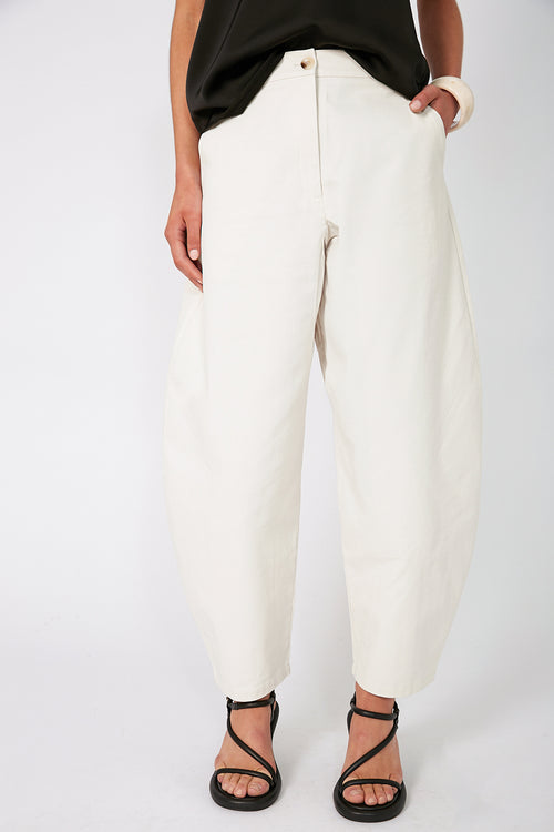 encased pant / bone