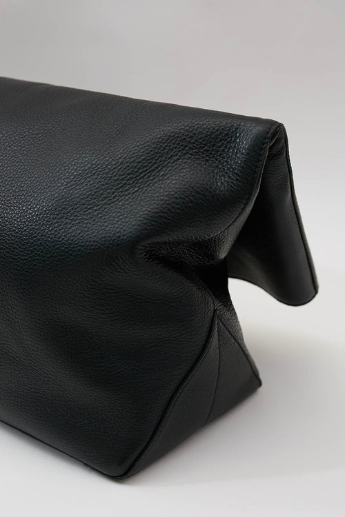 fold leather tote / black