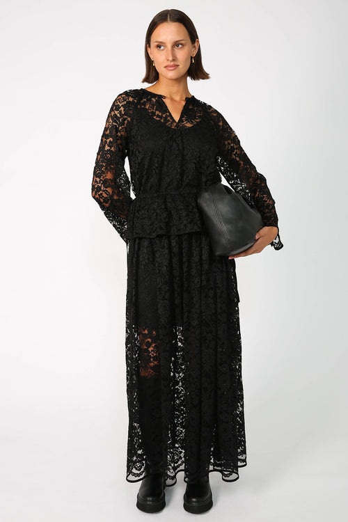 insisted top / black lace