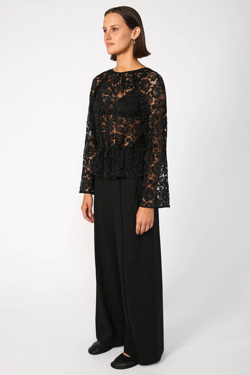 insisted top / black lace