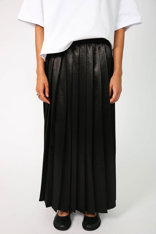 pleating skirt / black