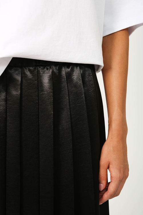pleating skirt / black