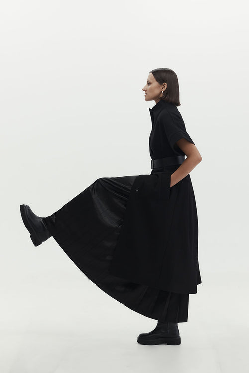 pleating skirt / black