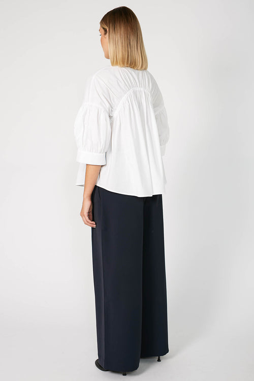 signal short sleeve top / white