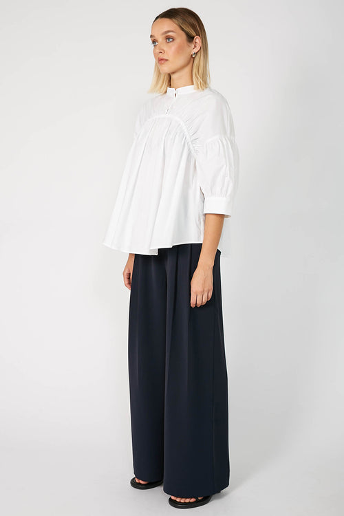 signal short sleeve top / white