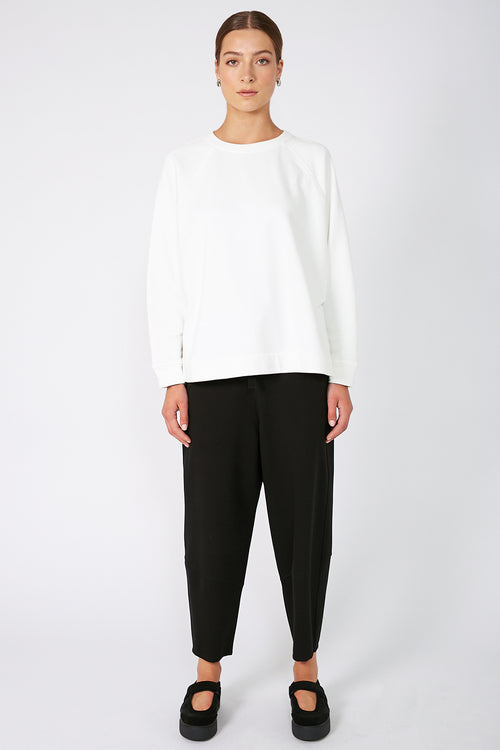 stand sweat / warm white