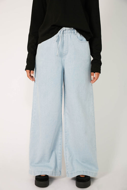 ramble jean / faded blue denim