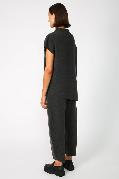 vent vest / charcoal marle