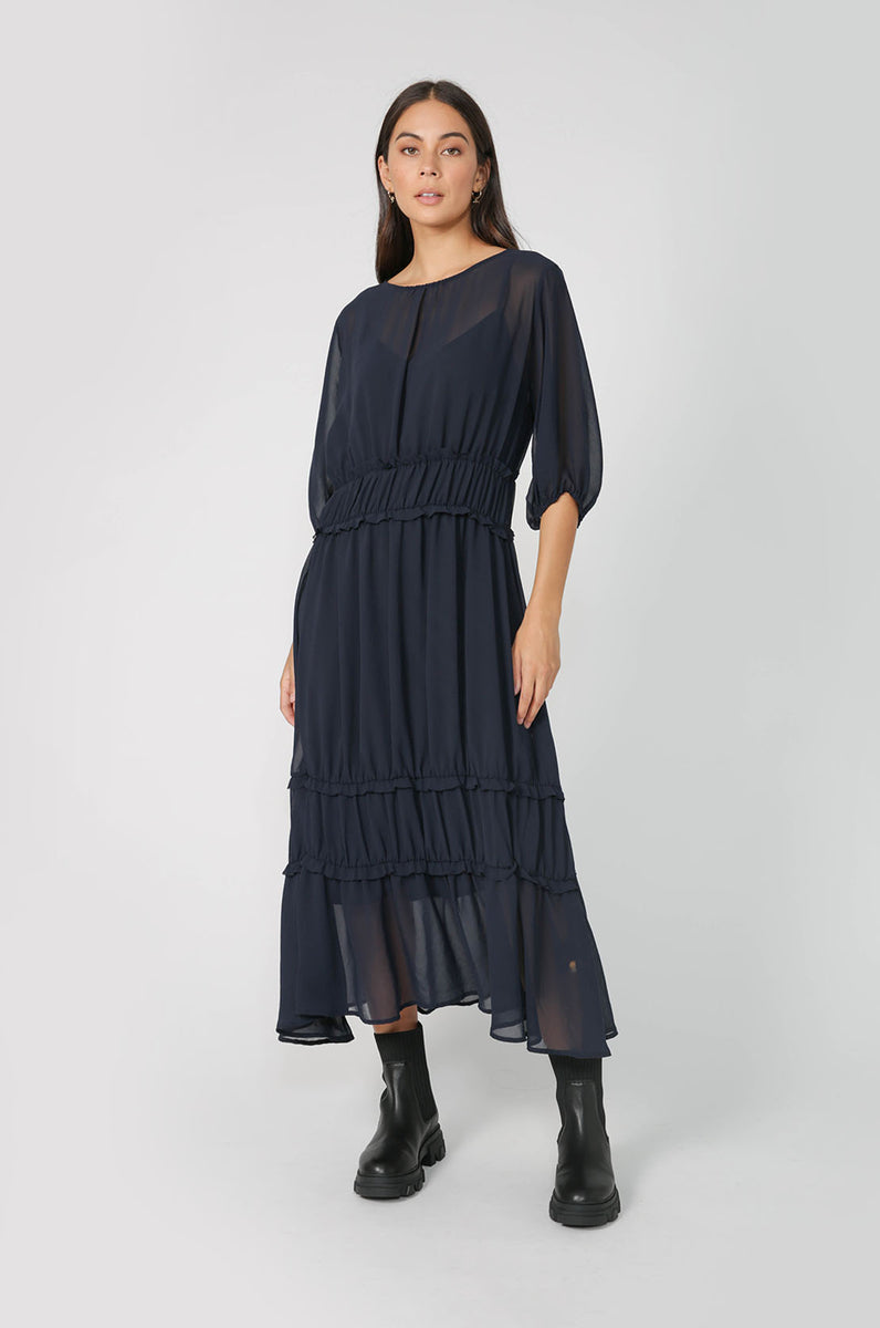 Moochi dresses shop