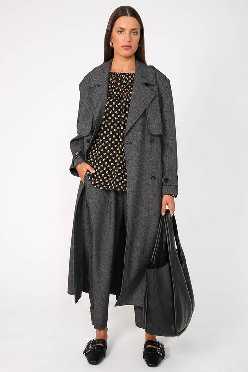 gallery long sleeve top / black|camel spot