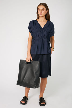 connection tee / french ink