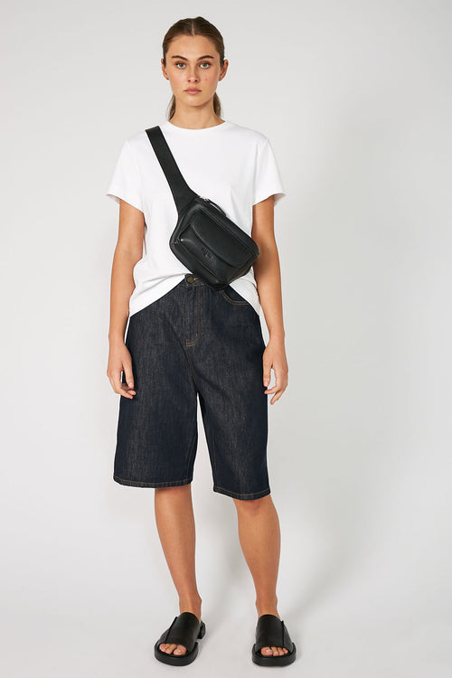 refine short sleeve tee / white
