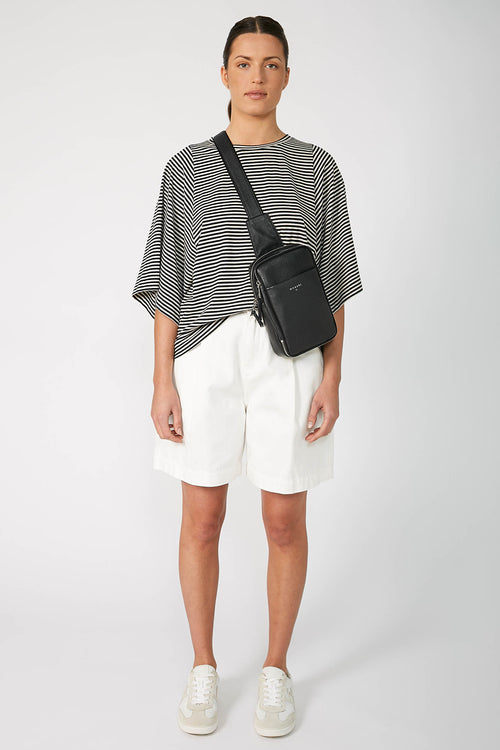 still tee / natural|black stripe