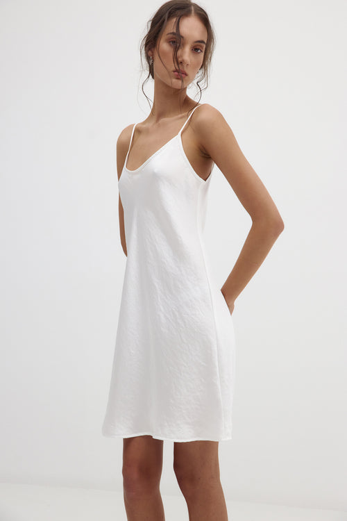 edit slip / white