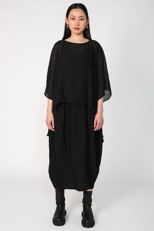 caped layer / black