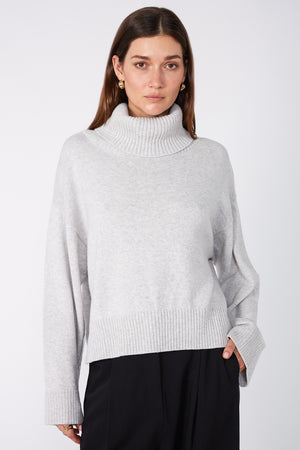 ambient sweater / silver marle