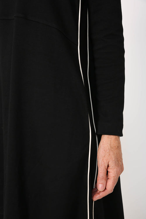 contrast spin longsleeve dress / black|ivory stripe